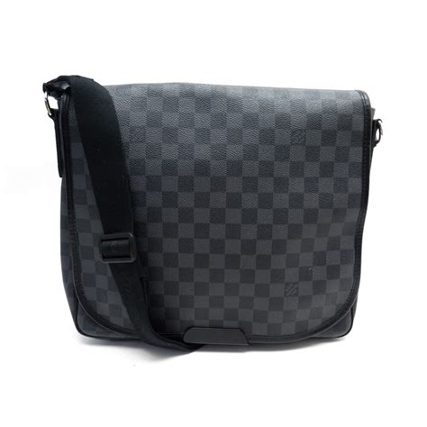 sacoche louis vuitton daniel|louis vuitton boutique en ligne.